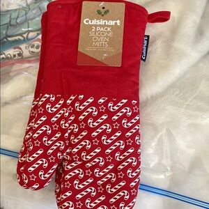 Cuisinart Red Silicone Oven Mitts